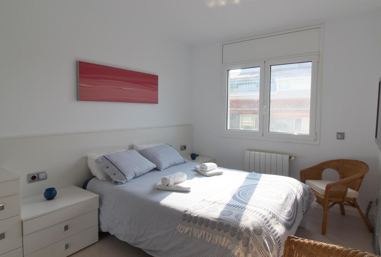 Apartamento esquinero en Palamós Exterior foto
